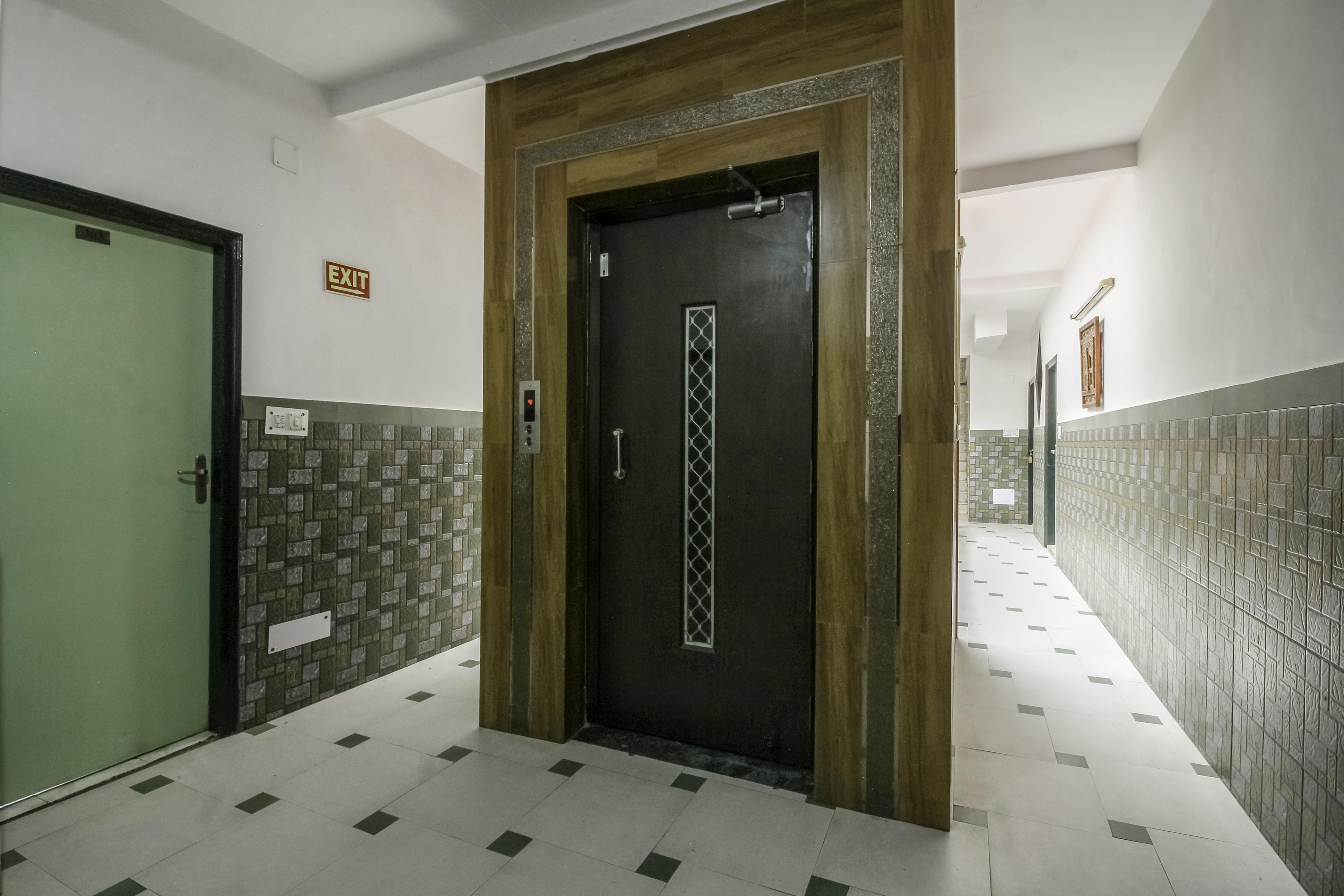 Oyo 3472 Hotel Rama Inn Új-Delhi Kültér fotó