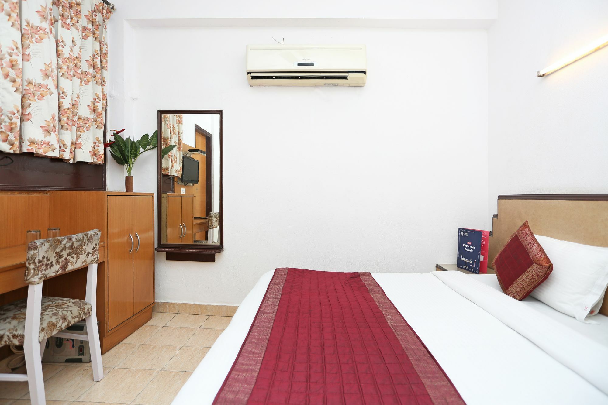 Oyo 3472 Hotel Rama Inn Új-Delhi Kültér fotó